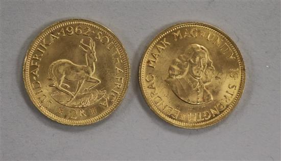 Two South African Two Rand gold coins, 1962, 15.98g gross, AUNC